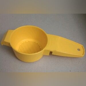 Vintage Tupperware Tea Strainer Yellow